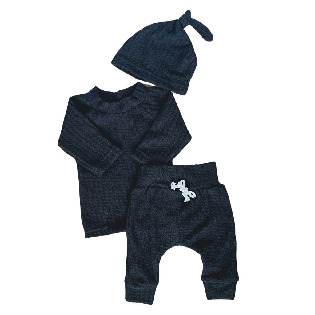 newborn gender neutral black waffle knit shirt, joggers, and hat outfit. Sassy Jo's Babies and Bows